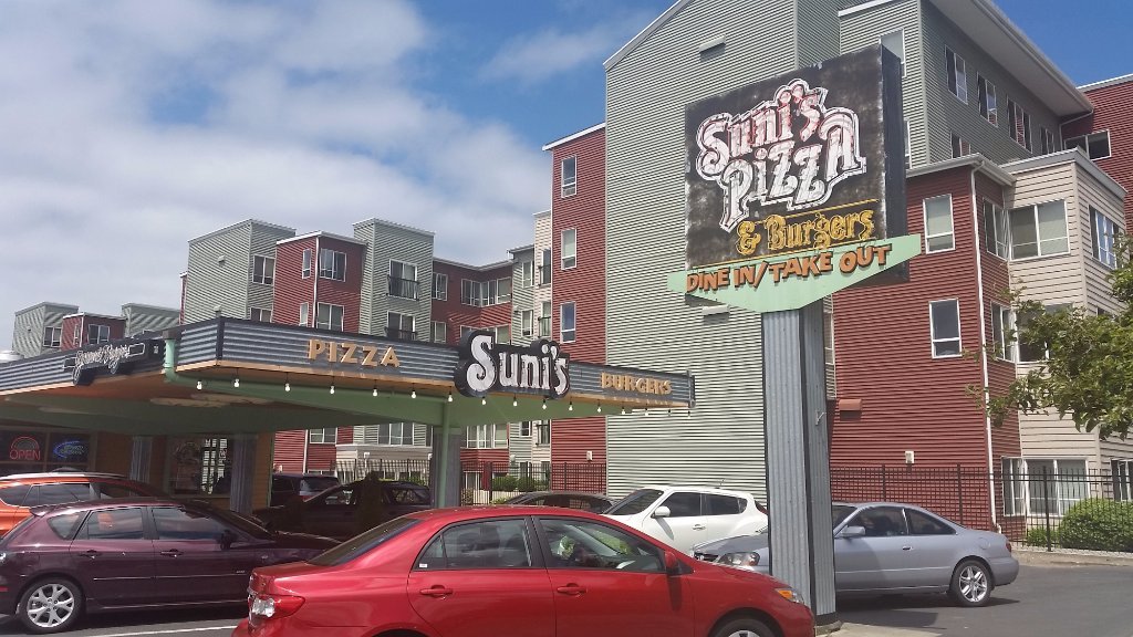 Suni`s Pizza & Burgers